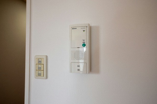 セキュリティ　インターホン
