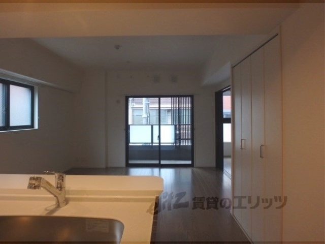 居室・リビング　リビング