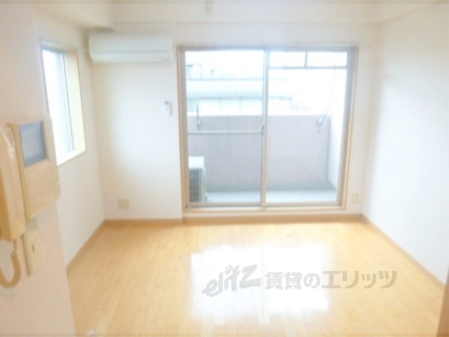 居室・リビング　洋室