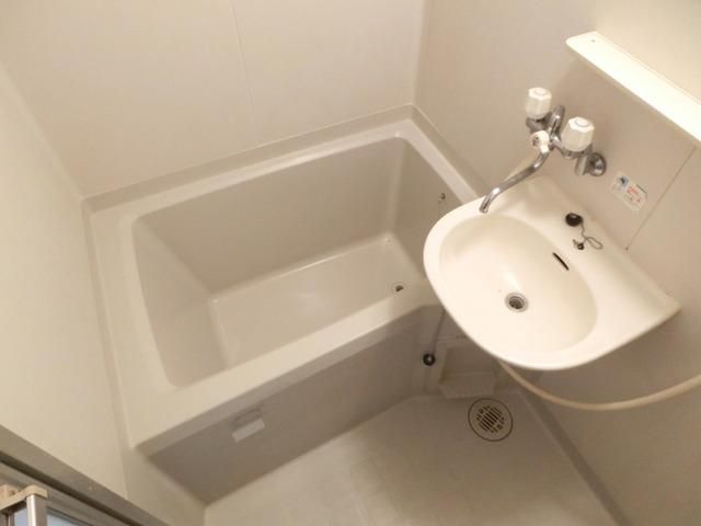 バス・シャワールーム　お部屋探しは株式会社　タウンハウジング　までお気軽にお問合…