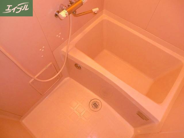 バス・シャワールーム　バスルーム