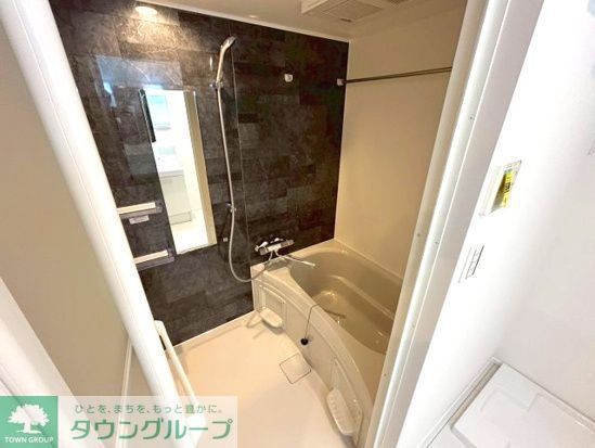 バス・シャワールーム　洗面