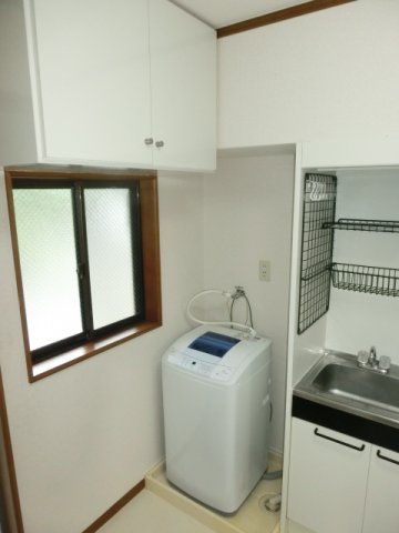 その他部屋・スペース　洗濯機付きです（撤去相談可）。