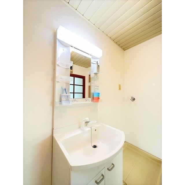 洗面設備　シャンプードレッサー