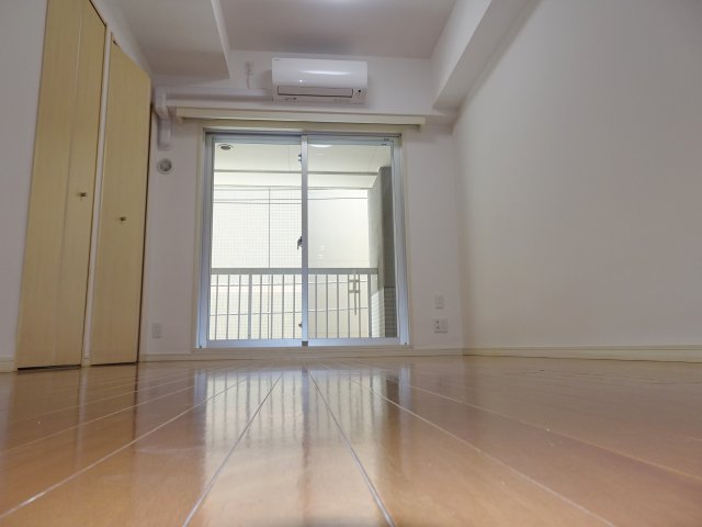 居室・リビング　ドゥーエ横浜駅前