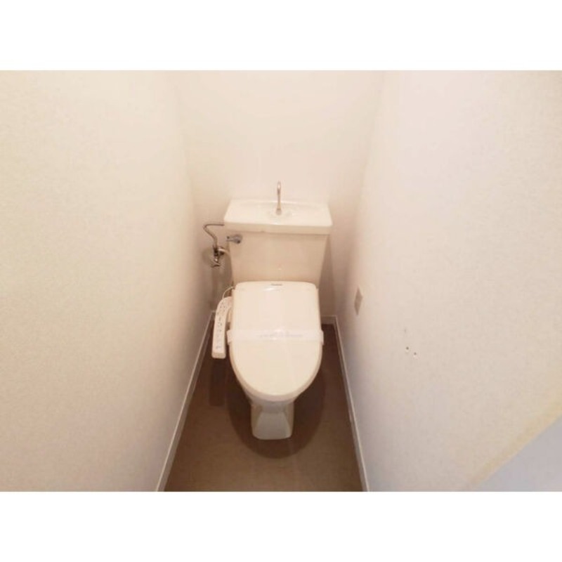 トイレ　図面と現状に相違がある場合には現状を優先