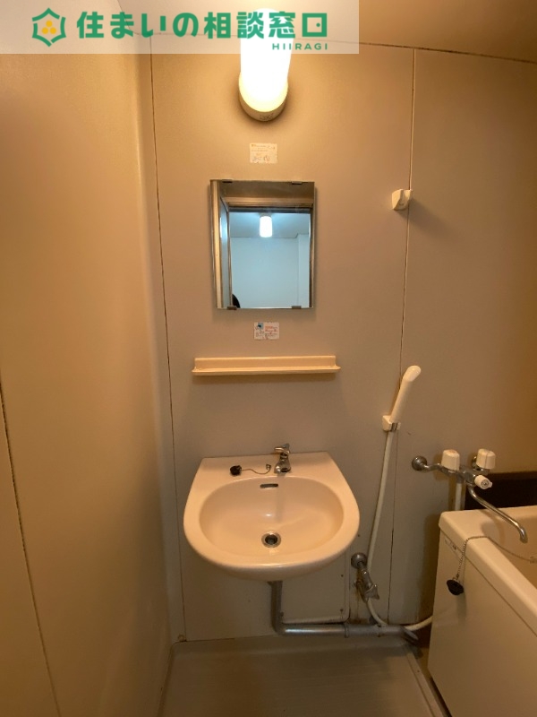 洗面設備　同型