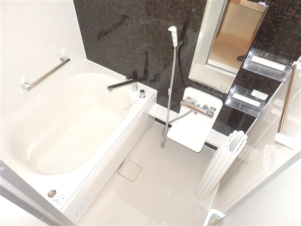 バス・シャワールーム　浴室