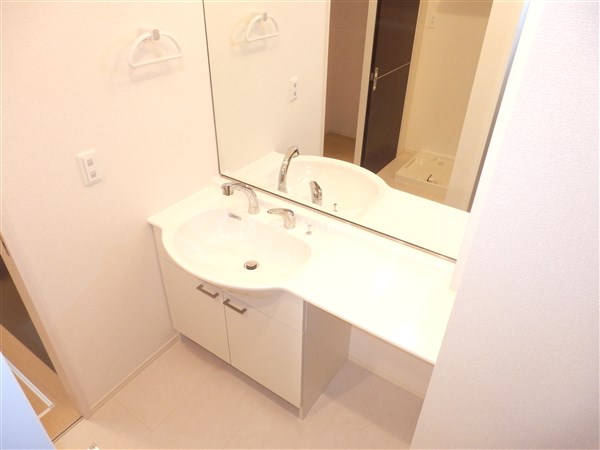 洗面設備　洗面化粧台