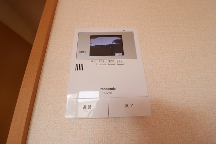 その他設備　カラーモニター付インターホン（録画機能付）
