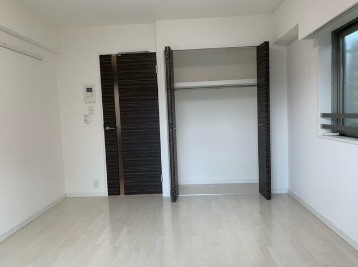 居室・リビング　7.5帖のきれいな洋室。