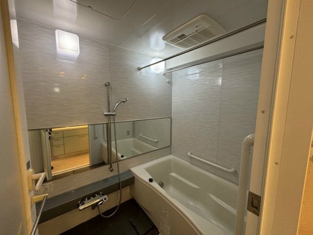 バス・シャワールーム　同仕様