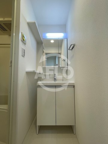 洗面設備　スプランディッド阿倍野　独立洗面台