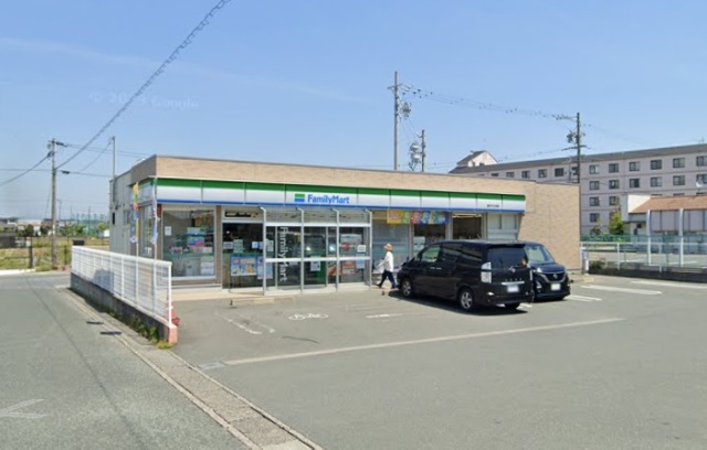 コンビニ　ファミリーマート　磐田今之浦店（コンビニ）まで500m