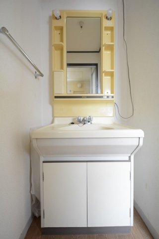 洗面設備　独立洗面化粧台付き☆