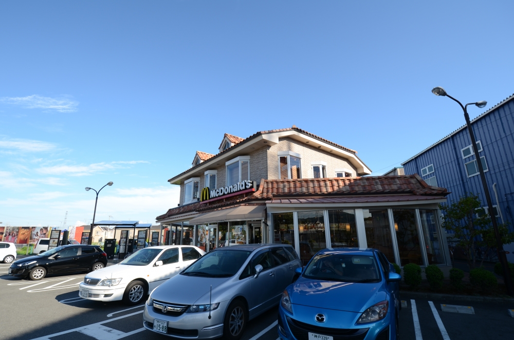飲食店　マクドナルド 宝塚インター店（飲食店）まで487m