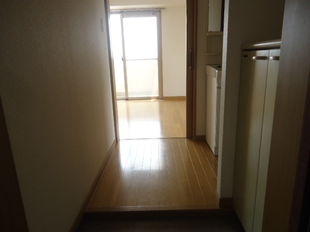 玄関　別部屋参照