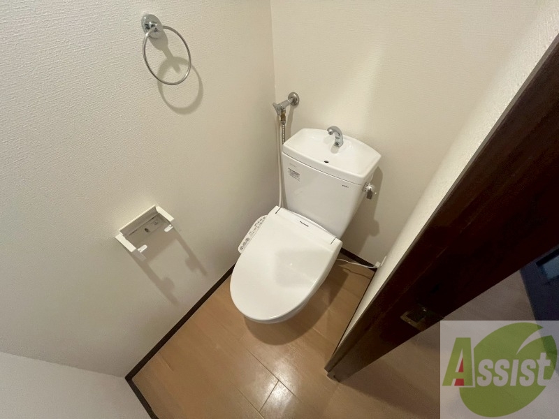 トイレ　トイレです。ウォシュレット付を探している方、おすすめです！