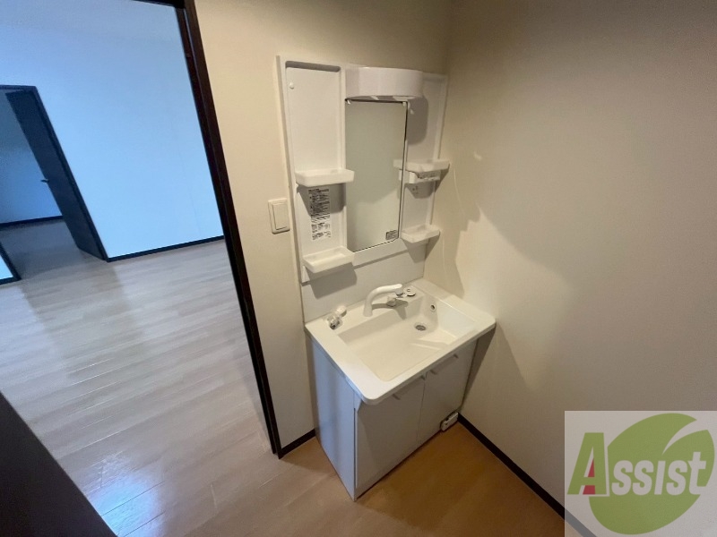 洗面設備　シャンプードレッサーで身支度もラクラクです！