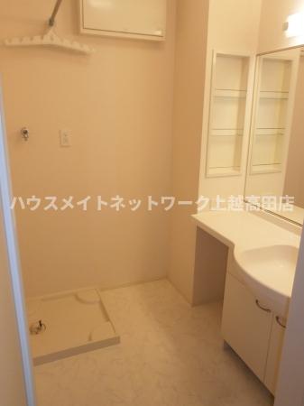 洗面設備　シャワー洗面台（参考101号室写真）