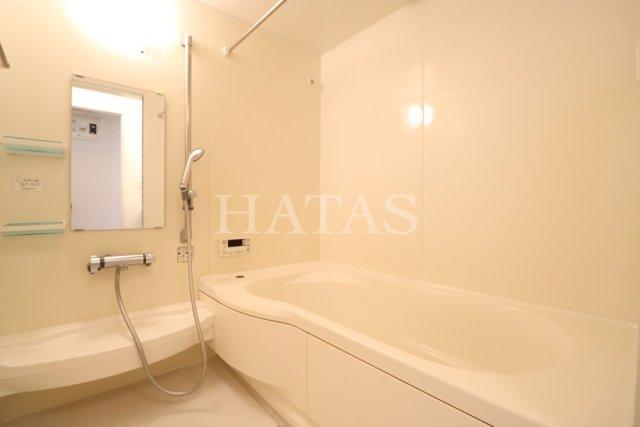 バス・シャワールーム　同物件別部屋です。