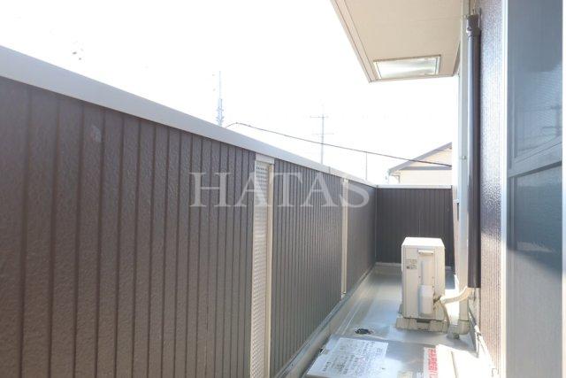 バルコニー　同物件別部屋です。