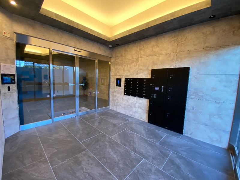 エントランス　エントランス