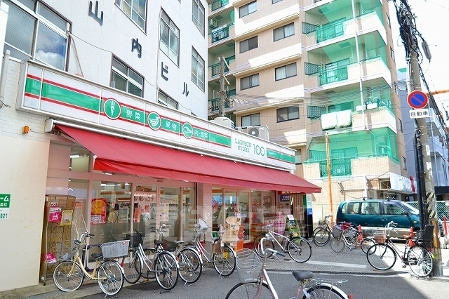 コンビニ　ローソンストア100　東淀川淡路店（コンビニ）まで32m