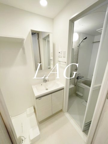 洗面設備　独立洗面台です。