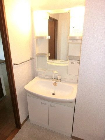 洗面設備　※別号室参考写真です