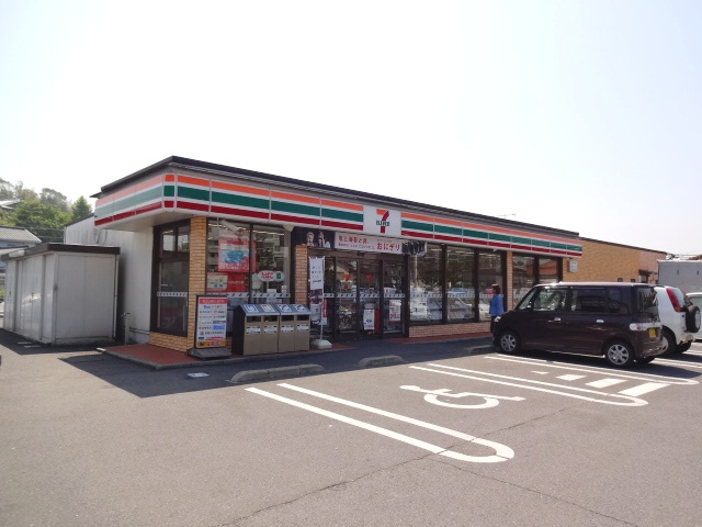 コンビニ　セブンイレブン大村東三城町店（コンビニ）まで1083m