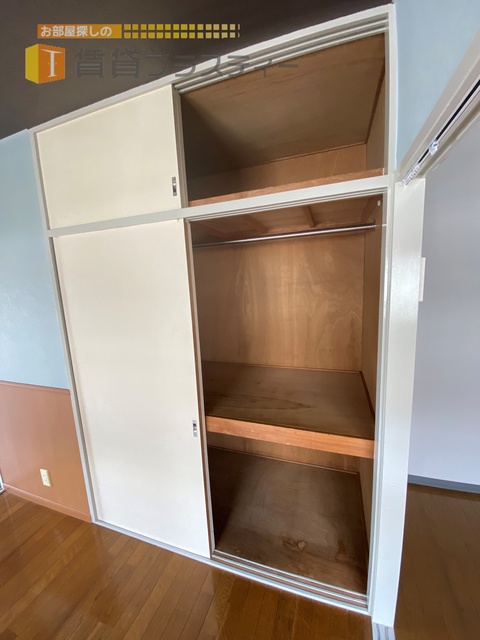 収納　たっぷり収納できるクローゼットです。