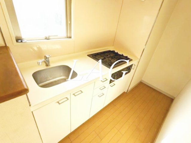 キッチン　キッチンです。