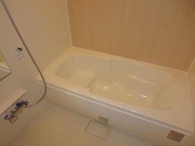 バス・シャワールーム　一坪風呂