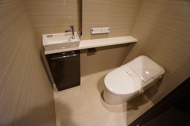 トイレ　参考写真です