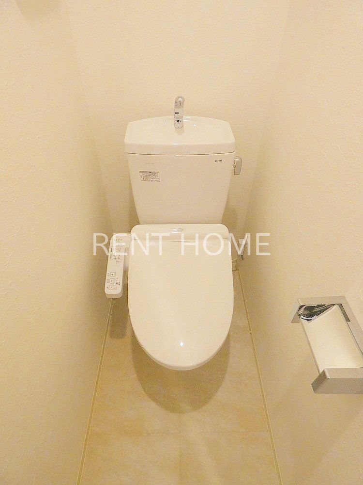 トイレ　ウォシュレット付き