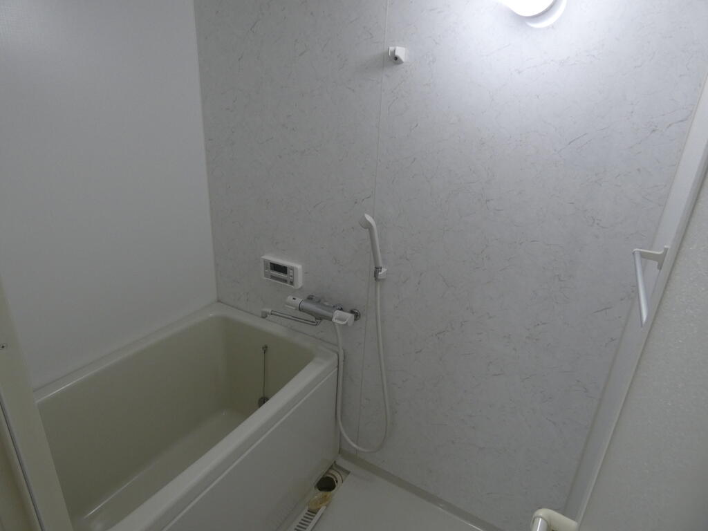 バス・シャワールーム　追焚付バス