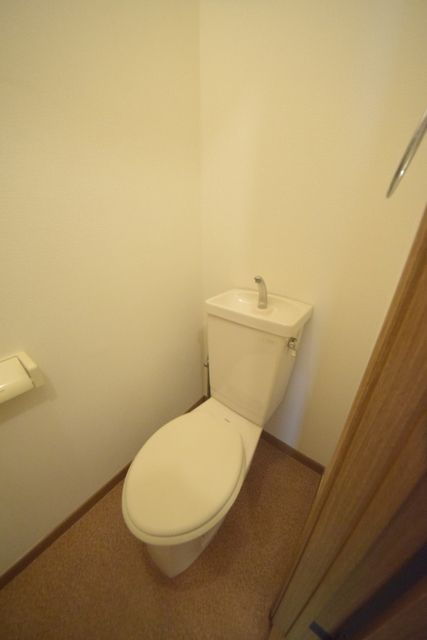 トイレ　トイレ