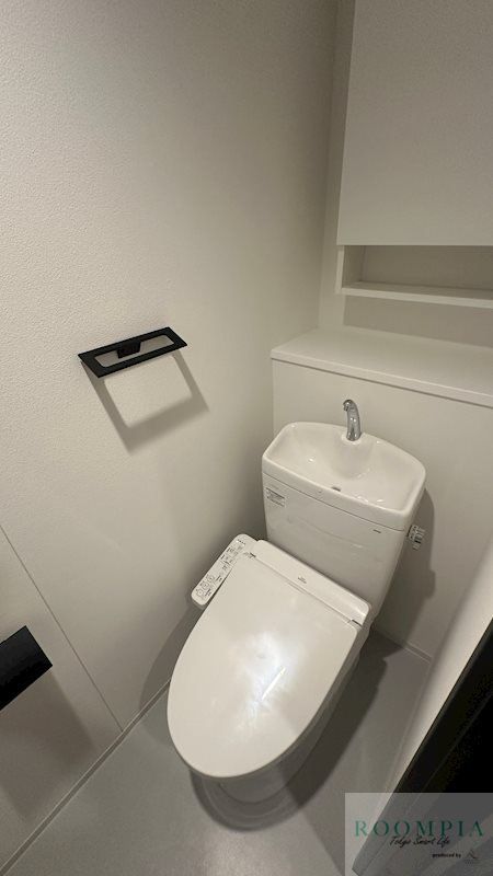 トイレ　※同タイプの別のお部屋です。