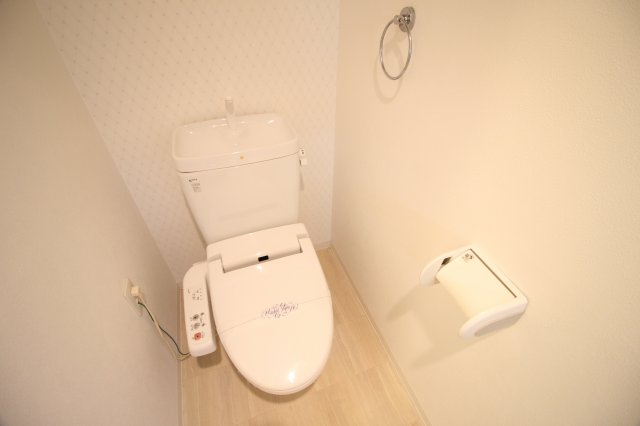 トイレ　ルミナーレ天王寺