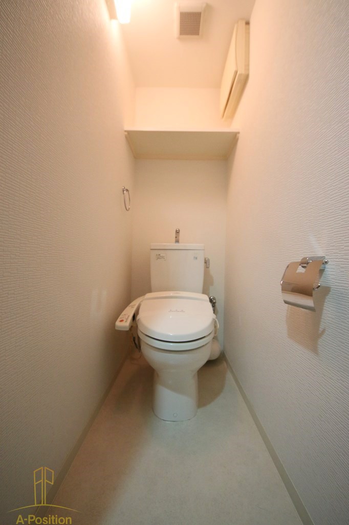 トイレ　セントロイヤルクラブ谷町