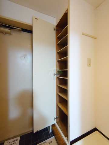 収納　トーシンフェニックスマンション阿佐ヶ谷