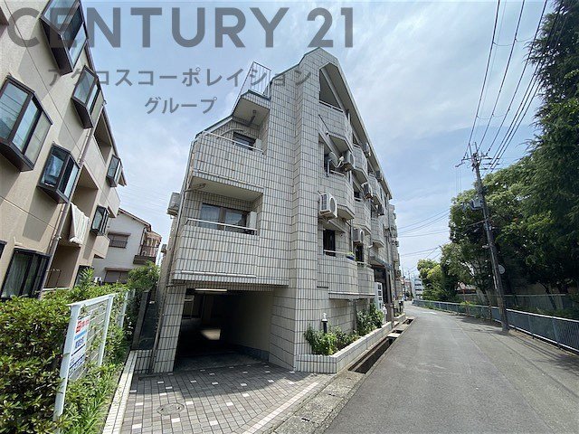 建物外観　オートロック、モニター付きインターホン完備☆