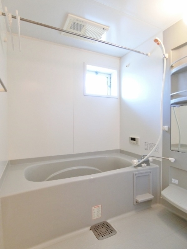 バス・シャワールーム　図面と現状に相違がある場合には現状を優先