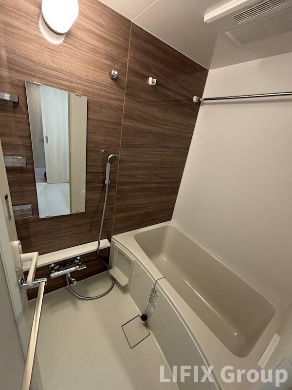 バス・シャワールーム　風呂