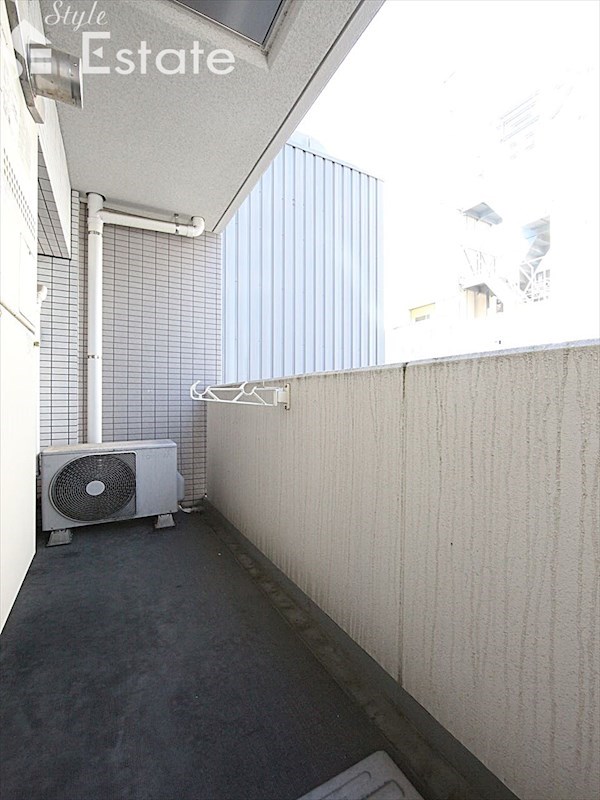 バルコニー　バルコニー