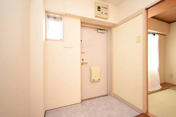 玄関　ビレッジハウスの同一物件・同一タイプの間取りの写真です