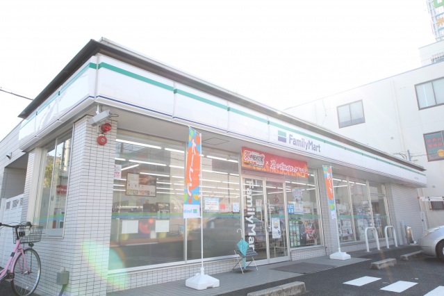 コンビニ　ファミリーマート橿原内膳町店（コンビニ）まで295m
