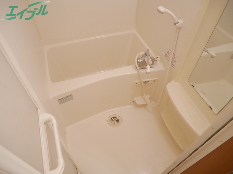 バス・シャワールーム　別部屋参考写真です。