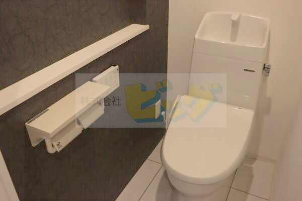 トイレ　ウォシュレット設置済みです！